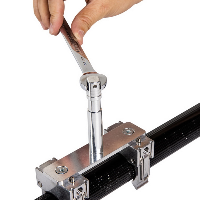 Kupo KCP-388 | Universal Single LED Tube Holder w/ Detachable Baby Pin - Image 3